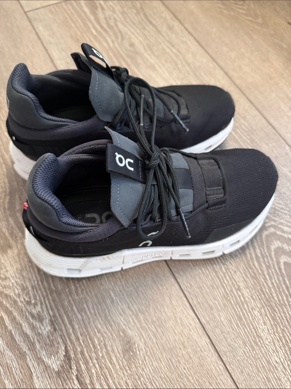 On Running Women’s Cloudnova Sneakers, size 5